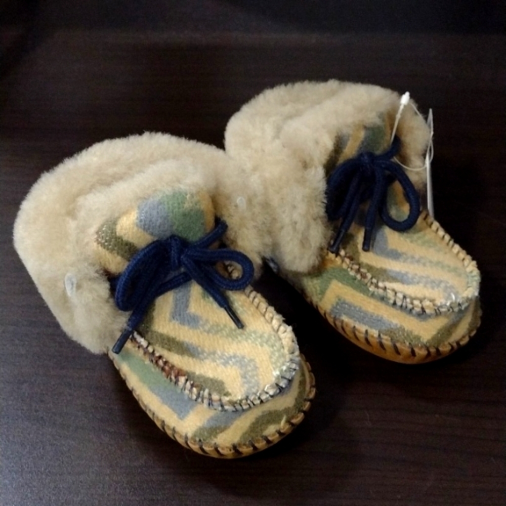 UGG fur and wool baby booties